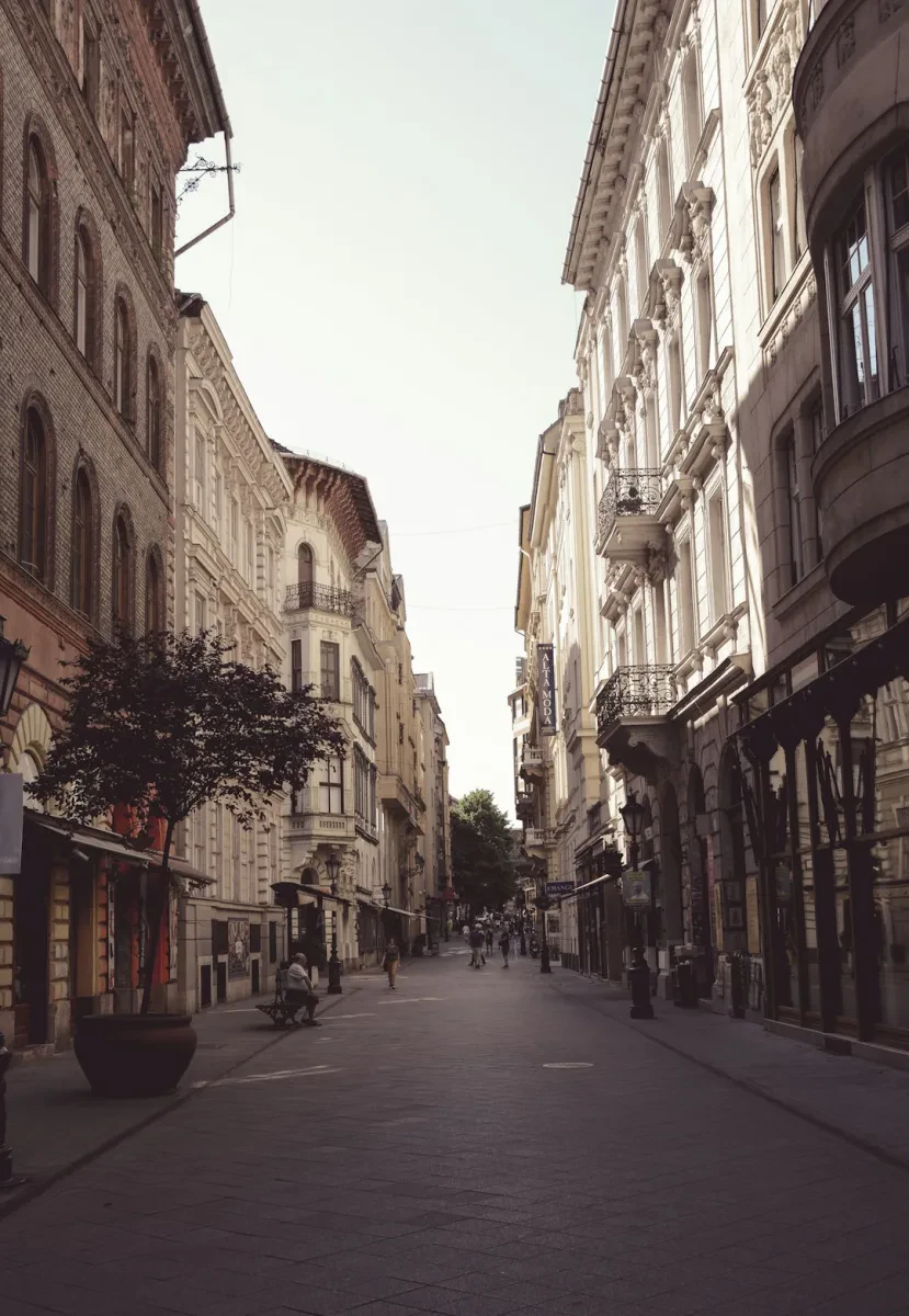 Hirlevel Street