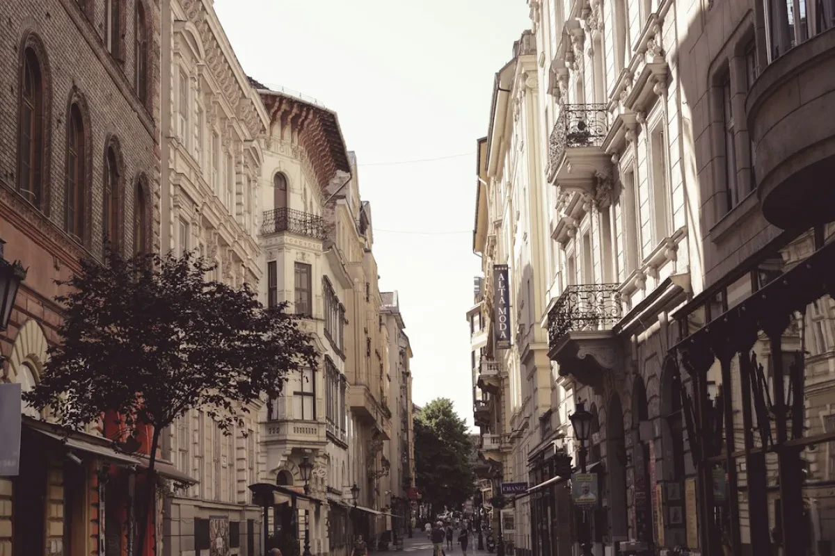 Hirlevel Street